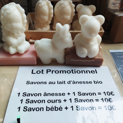 Savons au lait d'ânesse bio et beurre de karité en forme d'Ourson, ânesse ou bébé